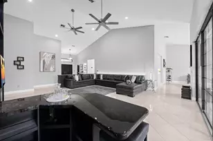 8505 NW 77th St, Tamarac, FL 33321 - Photo 8