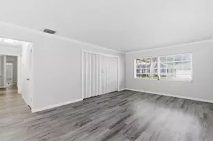 10098 S 42nd Dr, Boynton Beach, FL 33436 - Photo 10