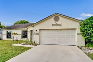54 Cedar Cir, Boynton Beach, FL 33436 - Photo 6