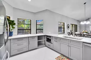 54 Cedar Cir, Boynton Beach, FL 33436 - Photo 22
