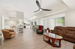 2145 NW 85th Ln, Coral Springs, FL 33071 - Photo 10