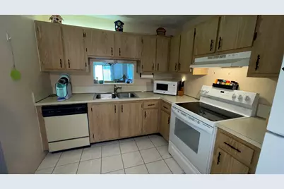 7911 Southgate Boulevard #B4, North Lauderdale, FL 33068 - Photo 10