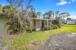 203 E Easy St, Fort Pierce, FL 34982 - Photo 24