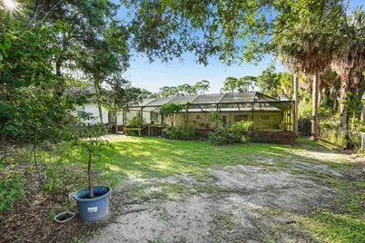 203 E Easy Street, Fort Pierce, FL 34982 - Photo 14