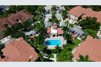 4910 Bonsai Circle #202, Palm Beach Gardens, FL 33418 - Photo 2