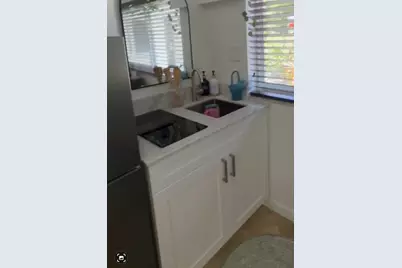 5748 NE 27th Avenue, Fort Lauderdale, FL 33308 - Photo 8
