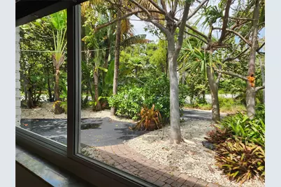 5748 NE 27th Avenue, Fort Lauderdale, FL 33308 - Photo 12
