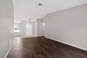 14798 Paddock Dr, Wellington, FL 33414 - Photo 8