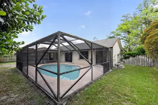 14798 Paddock Dr, Wellington, FL 33414 - Photo 34