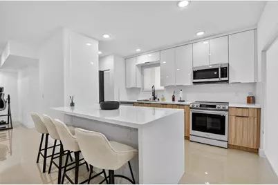 6335 Longboat Lane W #E104, Boca Raton, FL 33433 - Photo 2