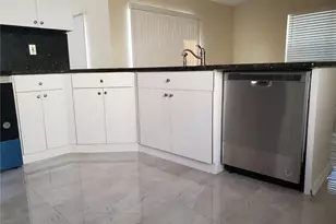 2348 SW 177th Ave, Miramar, FL 33029 - Photo 6