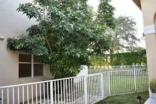 2348 SW 177th Ave, Miramar, FL 33029 - Photo 18