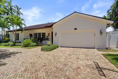 2749 NE 35th Drive, Fort Lauderdale, FL 33308 - Photo 2