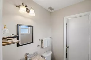 107 SE Selva Ct, Port Saint Lucie, FL 34983 - Photo 12