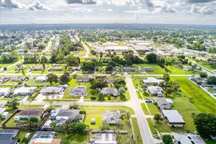 107 SE Selva Ct, Port Saint Lucie, FL 34983 - Photo 24