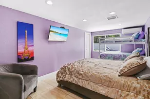 124 Davis Rd, Palm Springs, FL 33461 - Photo 10