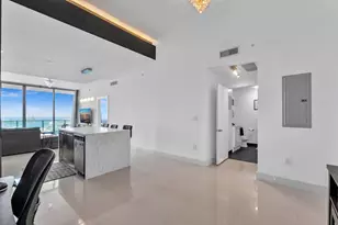 900 Biscayne Blvd, Miami, FL 33132 - Photo 10