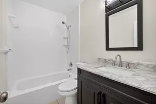 2500 SW 18th Terrace, Fort Lauderdale, FL 33315 - Photo 6