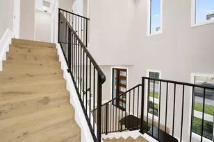 1401 NE 16th Ave, Fort Lauderdale, FL 33304 - Photo 18