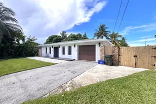 902 S Swinton Ave, Delray Beach, FL 33444 - Photo 2