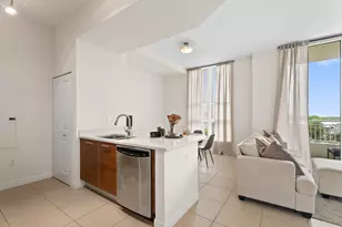 480 Hibiscus St, West Palm Beach, FL 33401 - Photo 2
