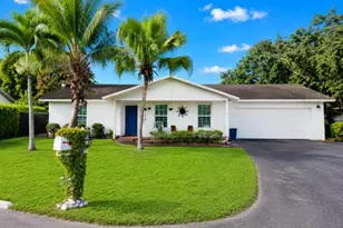 7460 SW 42nd Pl, Davie, FL 33314 - Photo 1