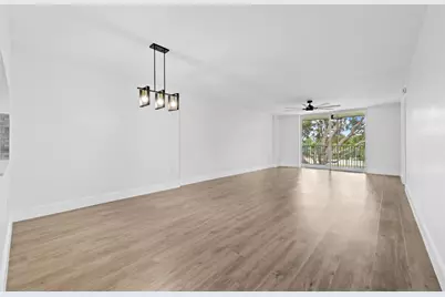 4734 E Lucerne Lakes Blvd E #303, Lake Worth, FL 33467 - Photo 12