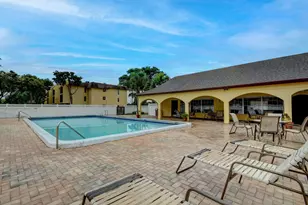 480 NW 20th St, Boca Raton, FL 33431 - Photo 20