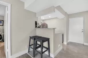 480 NW 20th St, Boca Raton, FL 33431 - Photo 4