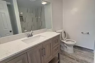 606 Gardens Dr, Pompano Beach, FL 33069 - Photo 24