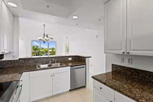 27 Royal Palm Way, Boca Raton, FL 33432 - Photo 12