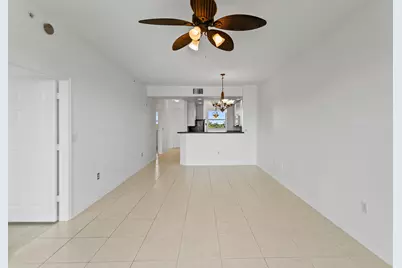 27 Royal Palm Way #503, Boca Raton, FL 33432 - Photo 2