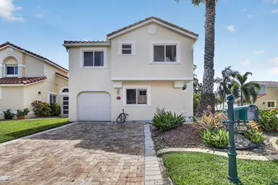 1306 SE 5th Court, Dania Beach, FL 33004 - Photo 2