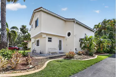 1306 SE 5th Court, Dania Beach, FL 33004 - Photo 4