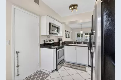 1306 SE 5th Court, Dania Beach, FL 33004 - Photo 12