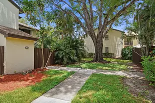 3349 Cocoplum Cir, Coconut Creek, FL 33063 - Photo 8