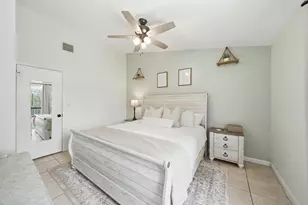 4737 NW 82nd Ave, Lauderhill, FL 33351 - Photo 4