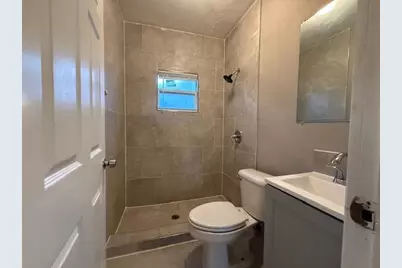 400 Metcalf Court #418, West Palm Beach, FL 33407 - Photo 12