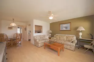 320 W Horizons W, Boynton Beach, FL 33435 - Photo 6