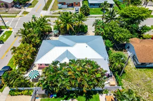 247 SE 3rd Ave, Delray Beach, FL 33483 - Photo 1