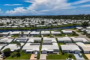 714 SW 16th St, Boynton Beach, FL 33426 - Photo 42