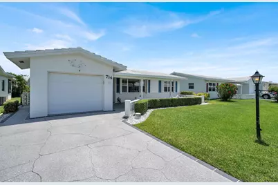 714 SW 16th Street, Boynton Beach, FL 33426 - Photo 1