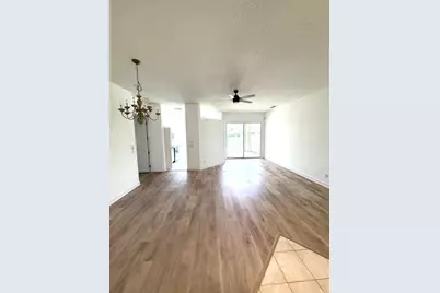 702 SW Aruba, Port Saint Lucie, FL 34986 - Photo 4