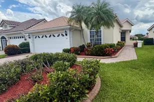 702 SW Aruba Bay, Port Saint Lucie, FL 34986 - Photo 2