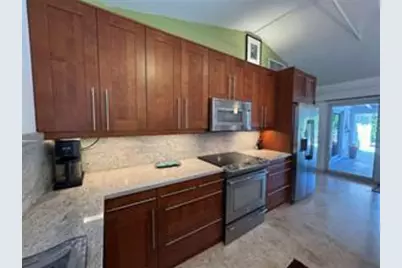 2701 NE 27th Court, Fort Lauderdale, FL 33306 - Photo 4