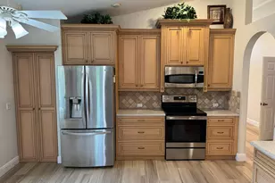 6693 Sun River Rd, Boynton Beach, FL 33437 - Photo 10