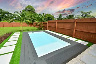 813 SW 3rd Ct, Delray Beach, FL 33444 - Photo 4