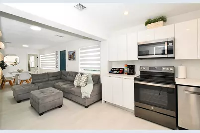 813 SW 3rd Court, Delray Beach, FL 33444 - Photo 14