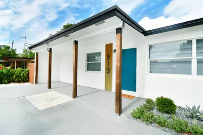 813 SW 3rd Court, Delray Beach, FL 33444 - Photo 2