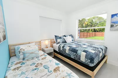 813 SW 3rd Court, Delray Beach, FL 33444 - Photo 18